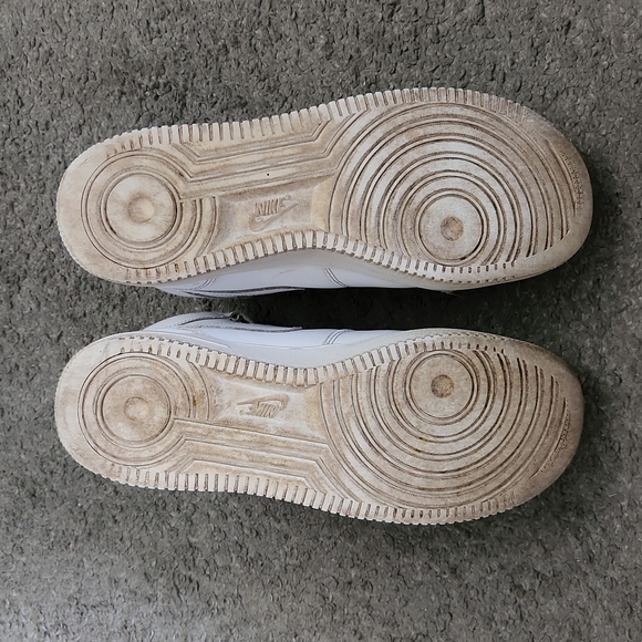 NIKE AIR FORCE 1 MID '07 - Picture 7 of 10